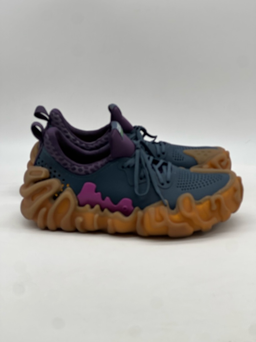 CROCS Salehe Bembury X Juniper Taro Sneakers. Size 11
